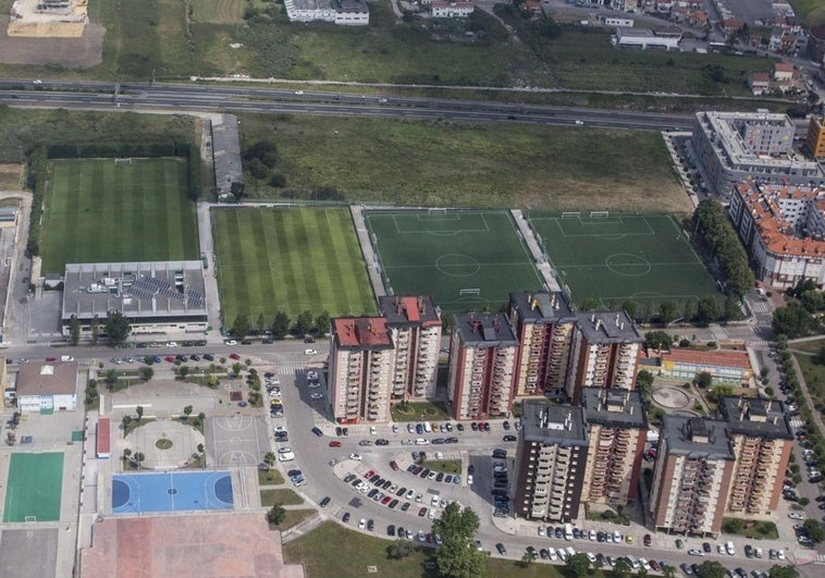 Nuevo retraso para las gradas de las Instalaciones Nando Yosu